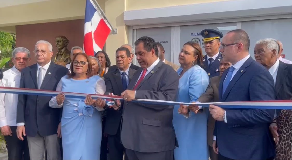Colegio Dominicano de Notarios inaugura moderna filial en Santiago